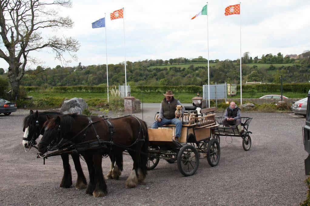 Newgrange Lodge Donore  Экстерьер фото